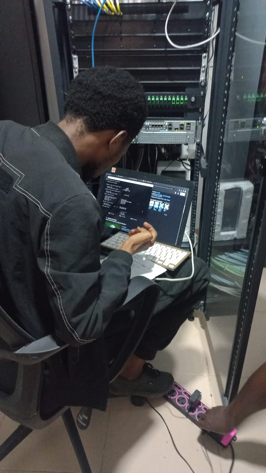 Metropolitan Office Tower